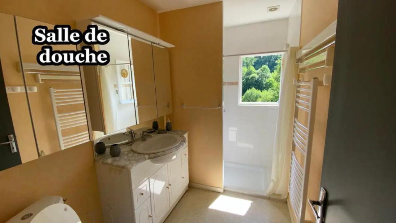 Appartement Aux Sources De La Chabanne Saint-Hilaire-les-Courbes Exteriér fotografie