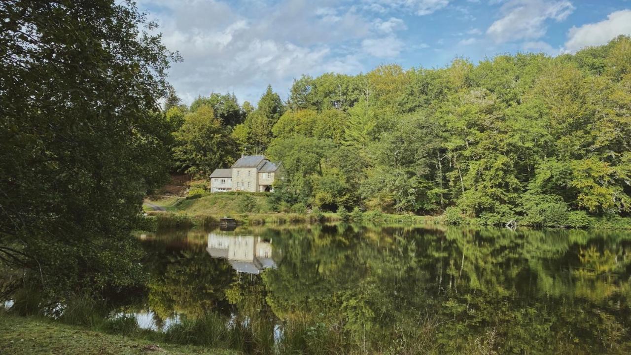 Appartement Aux Sources De La Chabanne Saint-Hilaire-les-Courbes Exteriér fotografie