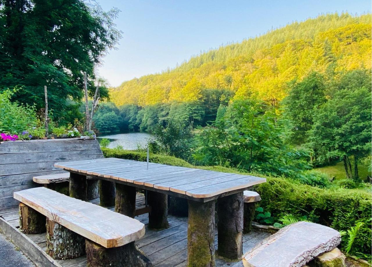 Appartement Aux Sources De La Chabanne Saint-Hilaire-les-Courbes Exteriér fotografie
